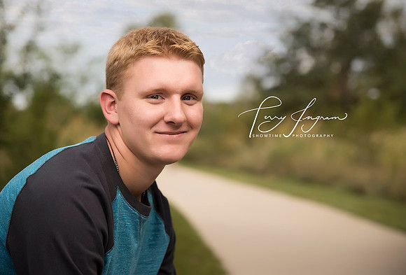 Davis Senior Photoshoot